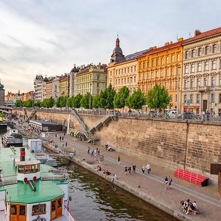 Cozy Homestay At Prague Main Station Luaran gambar
