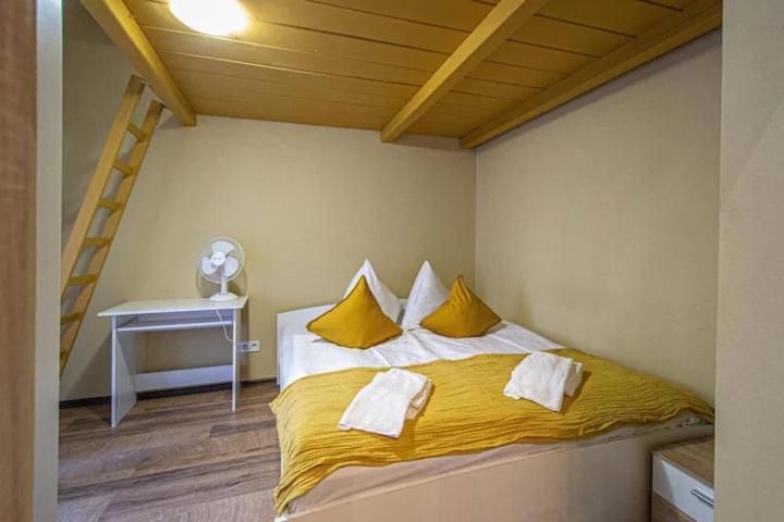 Cozy Homestay At Prague Main Station Luaran gambar