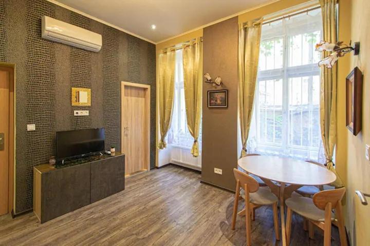 Cozy Homestay At Prague Main Station Luaran gambar