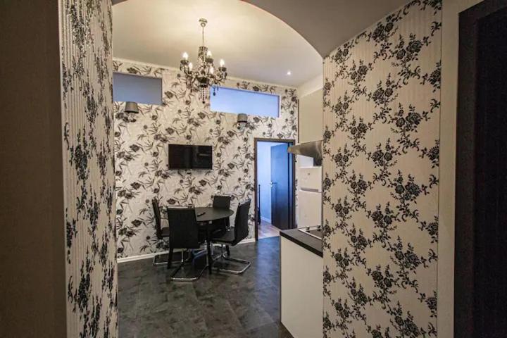 Cozy Homestay At Prague Main Station Luaran gambar